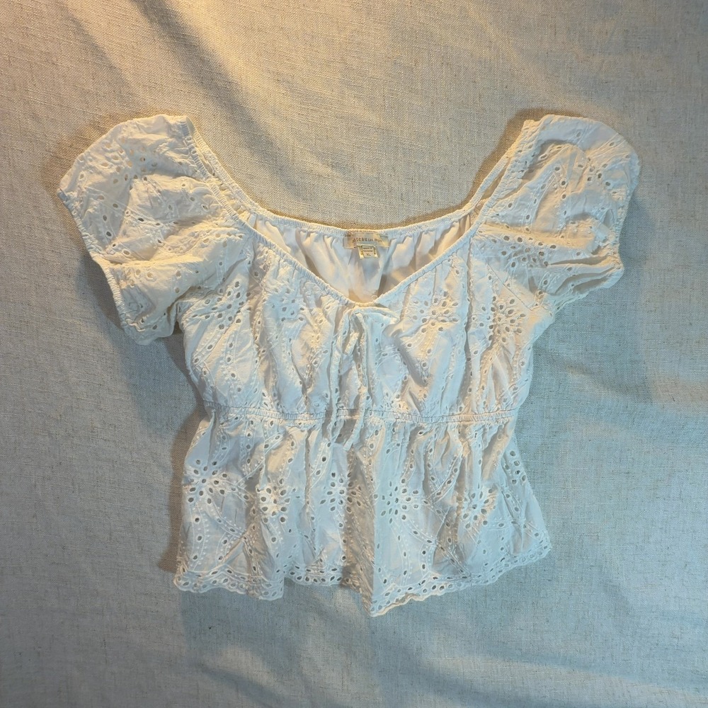 Monteau Los Angeles Eyelet Lace Peplum Crop Top White Cap Sleeve Women's Size XL